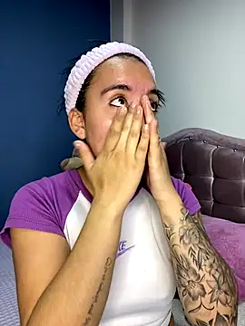 Snapshot of _Tammyy chatting on 10.09.25  Tammyy online show from 10.09.25