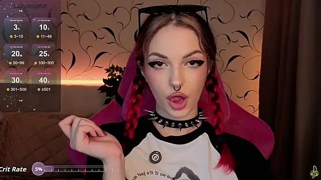 BratzieDarsie online show from 10.25.25