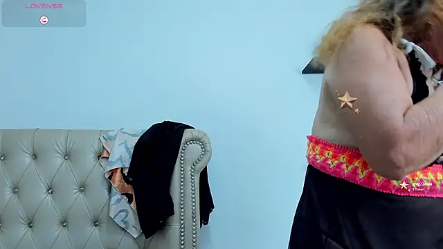 MatureHorny 70 online show from 03.11.25