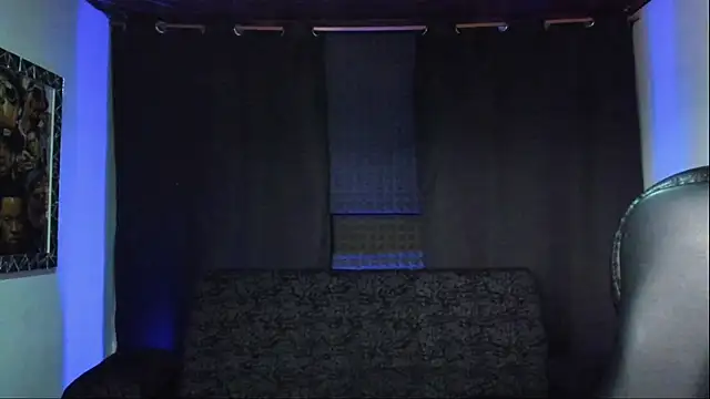 jhonnysnow17 online show from 10.31.25