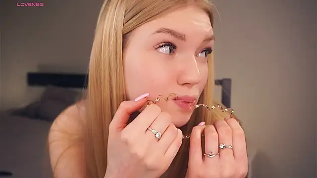 EllenReeves online show from 02.28.25