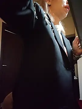 TiffanyMaze online show from 06.01.26