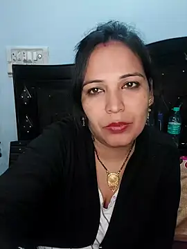 Poojabhabi101 online show from 12.14.24