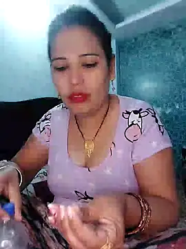 Poojabhabi101 online show from 01.18.25