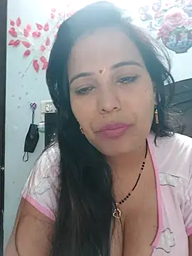 Poojabhabi101 online show from 10.24.25