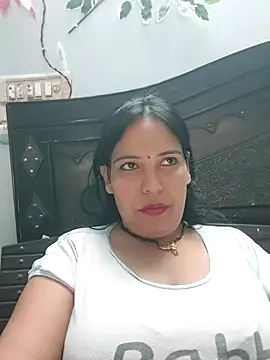 Poojabhabi101 online show from 11.10.25