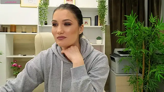 SelineSole online show from 01.15.25