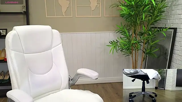 SelineSole online show from 02.19.25