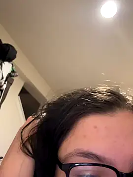 LiverandBrat77 online show from 12.23.25