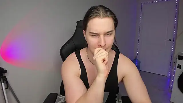 Vincent Strong online show from 01.22.25