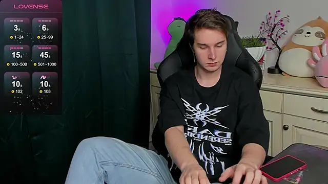 Vincent Strong online show from 09.16.25