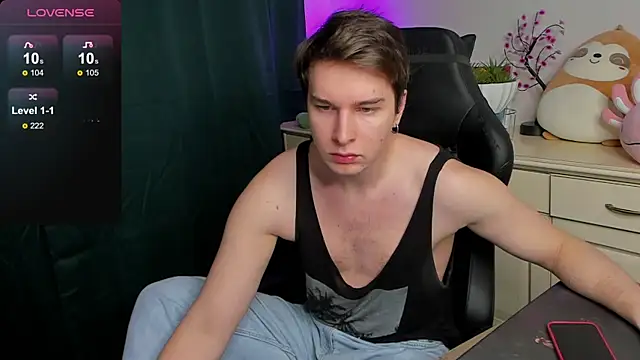 Vincent Strong online show from 09.17.25