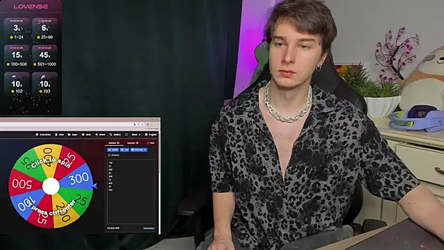 Vincent Strong online show from 10.19.25