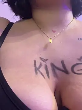 GigiiStone online show from 03.06.25