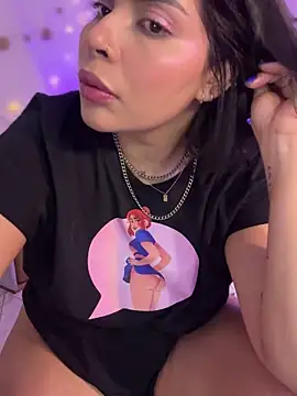 GigiiStone online show from 03.20.25