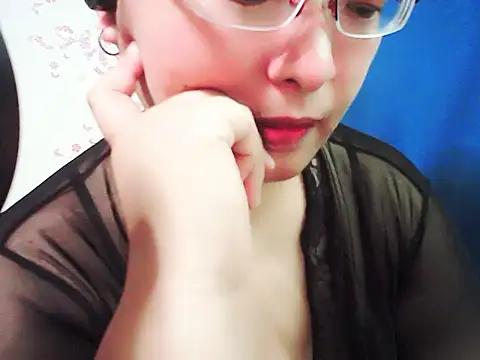 Snapshot of xiaorou-z chatting on 03.13.25 xiaorou-z online show from 03.13.25