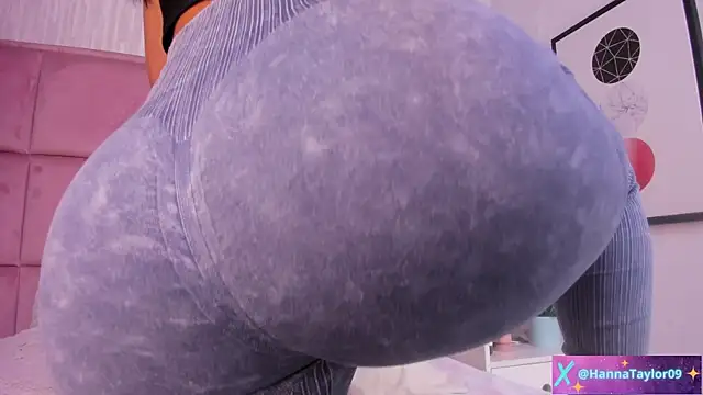 HannaTaylor online show from 11.14.25