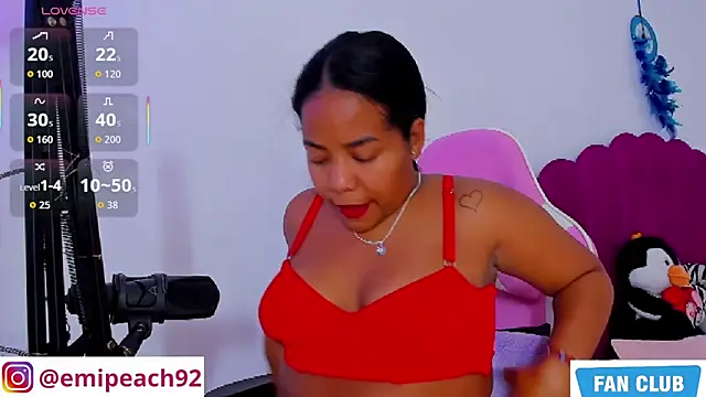Snapshot of samanthaabloom chatting on 04.21.26 samanthaabloom online show from 04.21.26