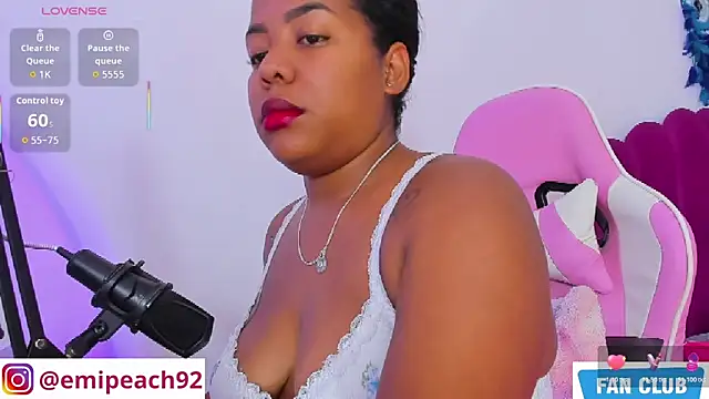 Snapshot of samanthaabloom chatting on 05.01.26 samanthaabloom online show from 05.01.26
