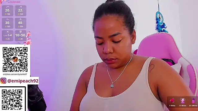Snapshot of samanthaabloom chatting on 05.19.26 samanthaabloom online show from 05.19.26