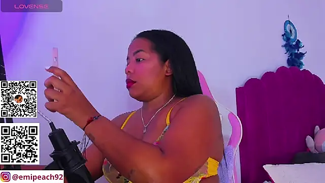 Snapshot of samanthaabloom chatting on 07.17.26 samanthaabloom online show from 07.17.26