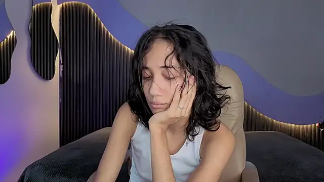 hot little bunny online show from 03.25.26