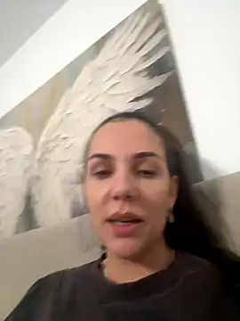 TaniaAmore online show from 10.05.25