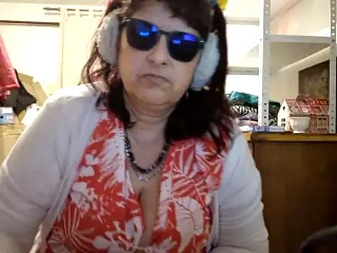 Snapshot of Samantha_Squirt@xh chatting on 05.12.26 Samantha Squirtxh online show from 05.12.26