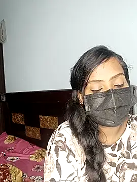 Snapshot of your-naina chatting on 09.19.25 your-naina online show from 09.19.25