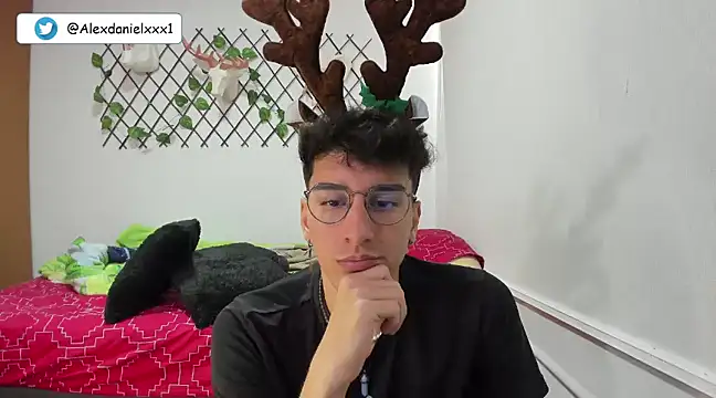 Jackson Careyy online show from 12.10.24