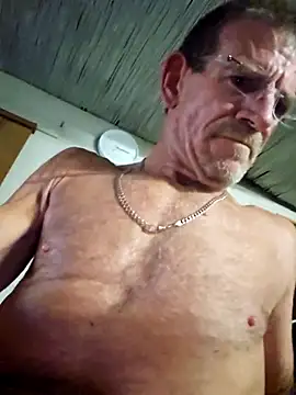 Snapshot of Daza67 chatting on 12.20.25 Daza67 online show from 12.20.25