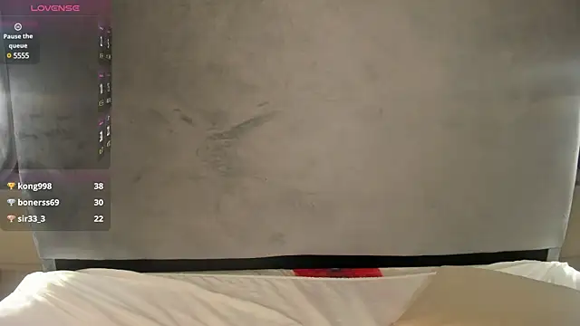 Snapshot of Ania_jones chatting on 03.14.25 Ania jones online show from 03.14.25