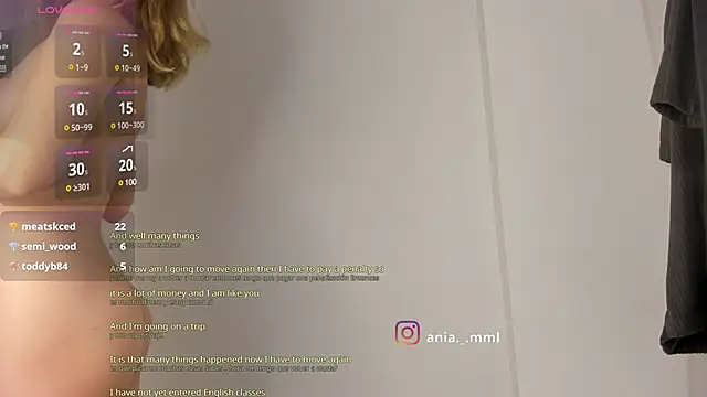 Snapshot of Ania_jones chatting on 03.20.25 Ania jones online show from 03.20.25