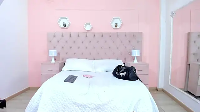 Snapshot of CinthiaCollins chatting on 02.03.25 CinthiaCollins online show from 02.03.25