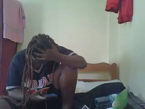 Snapshot of sweet-frida22 chatting on 02.21.25 sweet-frida22 online show from 02.21.25