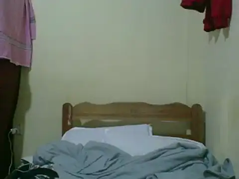 Snapshot of sweet-frida22 chatting on 02.22.25 sweet-frida22 online show from 02.22.25