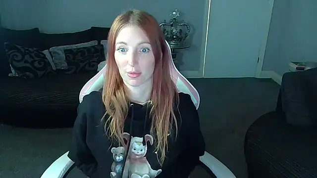 Snapshot of Red_firesquirt chatting on 01.06.26 Red firesquirt online show from 01.06.26