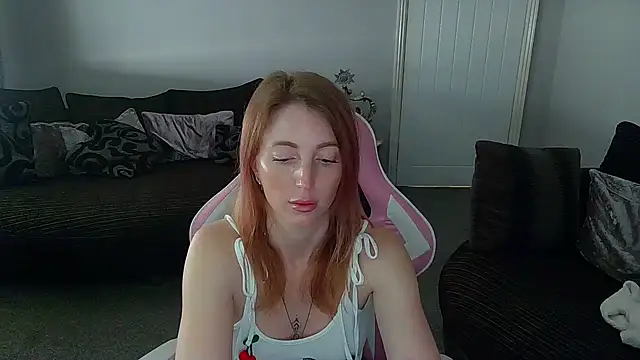 Red firesquirt online show from 05.06.26