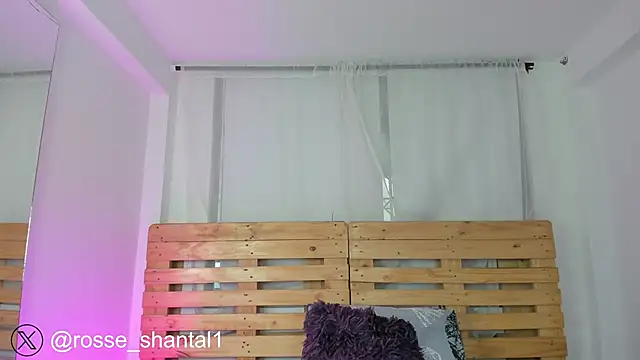 shantal rosse1 online show from 10.31.25