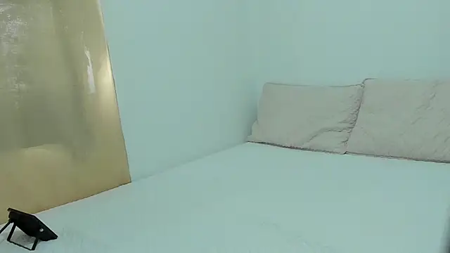 soyamandaa  online show from 10.25.25