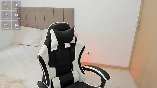 soyamandaa  online show from 02.04.26