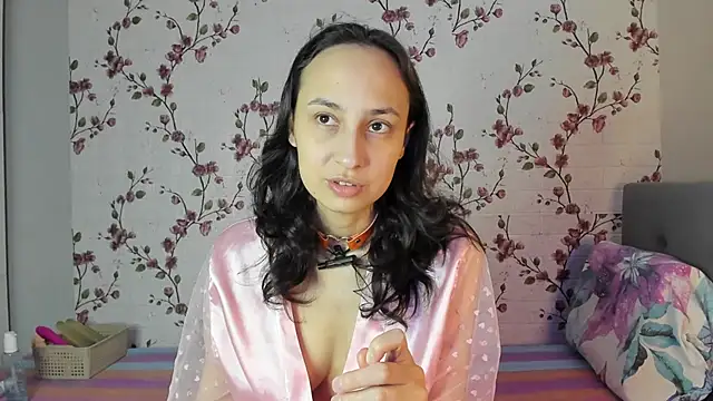 Alisagold90 online show from 11.22.25