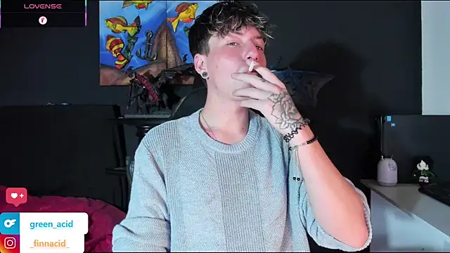 Green acid01 online show from 10.21.25