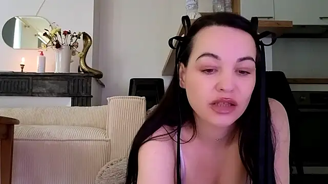 Lilie romeo online show from 12.14.24