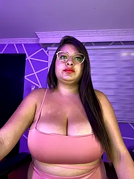 MiiaaJoness online show from 09.19.25