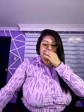 MiiaaJoness online show from 01.15.26