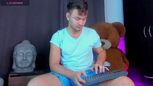 JacoLive online show from 10.04.25