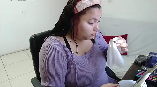 girl milk2 online show from 03.08.25