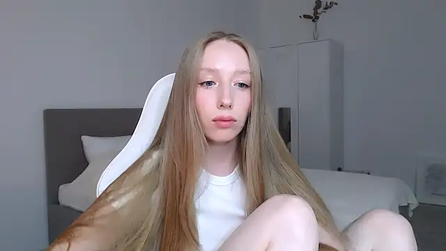 Luna insniity online show from 11.03.25