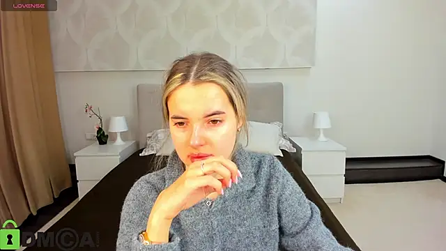 Donna Evans online show from 04.19.26